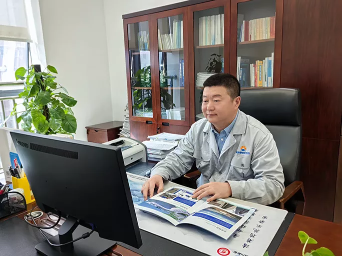 王立宝：驭江铸电，科技报国